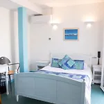 Logis - Le Relais Des Deux Vallees - Et Restaurant