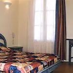 Logis - Le Relais Des Deux Vallees - Et Restaurant