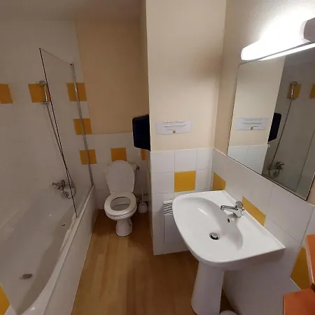 Logis - Le Relais Des Deux Vallees - Et Restaurant 2* Salvagnac