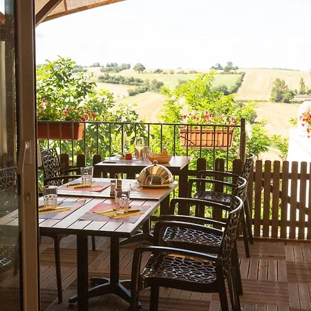 Logis - Le Relais Des Deux Vallees - Et Restaurant Hotel