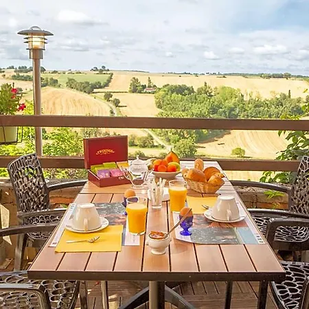 Logis - Le Relais Des Deux Vallees - Et Restaurant