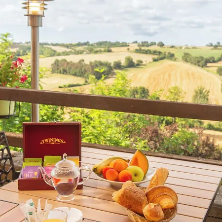 Logis Hotels - Le Relais Des Deux Vallees - Hotel Et Restaurant Hotel 2*