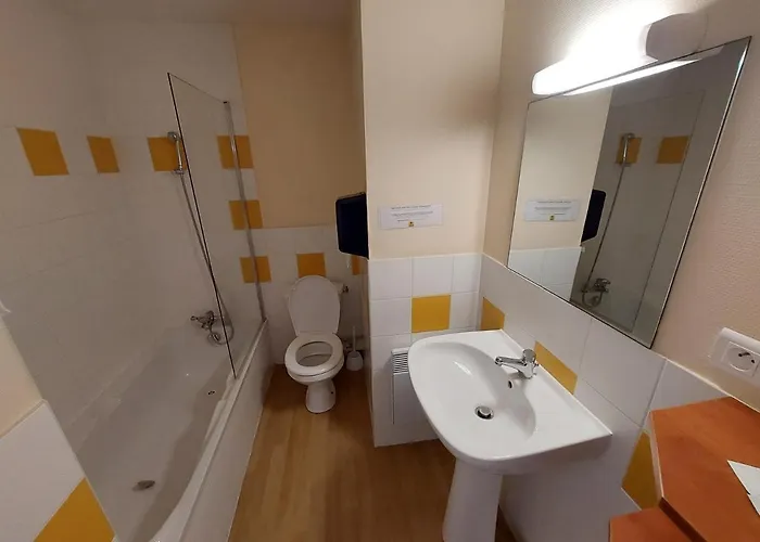 Logis - Le Relais Des Deux Vallees - Et Restaurant 2* Salvagnac