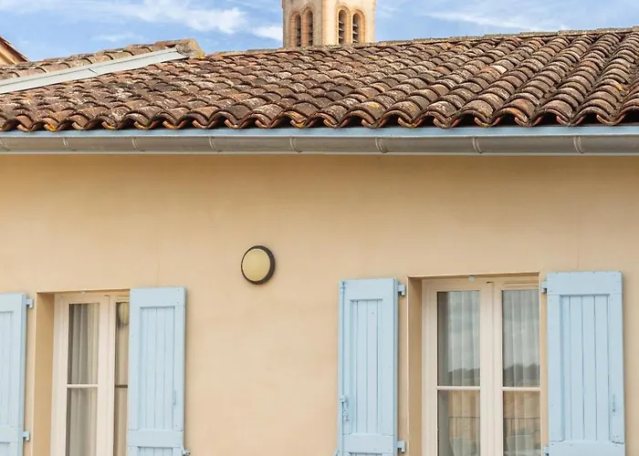 Logis - Le Relais Des Deux Vallees - Et Restaurant 2*